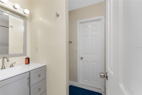 Condo in Englewood, Florida, 3 bedrooms  № 1743622 - photo 22