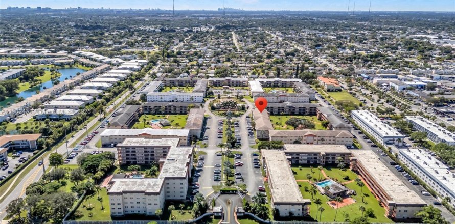 Condo in Hollywood, Florida, 1 bedroom  № 1953970