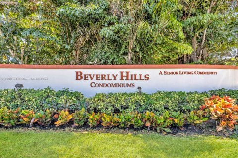 Condo in Hollywood, Florida, 1 bedroom  № 1953970 - photo 29