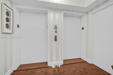 Condominio en venta en Fort Lauderdale, Florida, 2 dormitorios, 173.63 m2 № 2006629 - foto 18