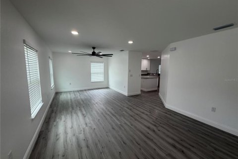 Casa en venta en Sanford, Florida, 4 dormitorios, 182.83 m2 № 2155511 - foto 8