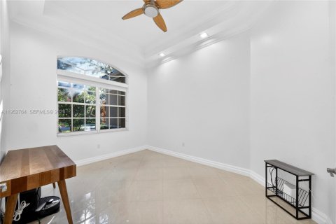 Casa en venta en Davie, Florida, 4 dormitorios, 284.1 m2 № 2008795 - foto 23