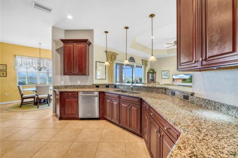 Casa en venta en Winter Haven, Florida, 3 dormitorios, 218.69 m2 № 1514628 - foto 9