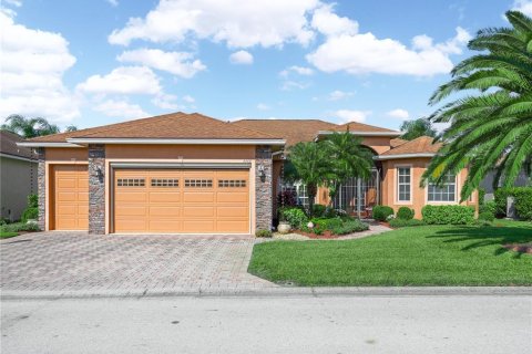 Casa en venta en Winter Haven, Florida, 3 dormitorios, 218.69 m2 № 1514628 - foto 1