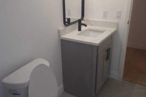 Condo in Tamarac, Florida, 2 bedrooms  № 2258154 - photo 14