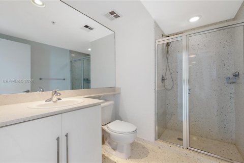 Купить кондоминиум в Майами, Флорида 3 спальни, 131.55м2, № 2055115 - фото 19