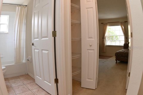 Touwnhouse à vendre à Zephyrhills, Floride: 2 chambres, 121.52 m2 № 1549206 - photo 25