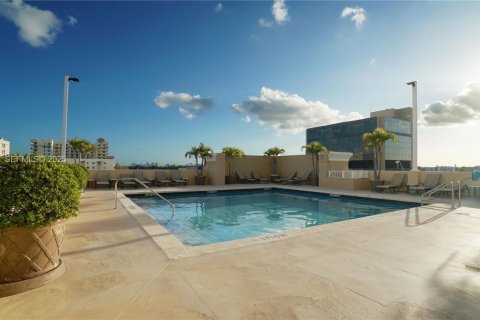 Снять в аренду квартиру в Майами, Флорида 2 спальни, 87.51м2, № 1992424 - фото 21