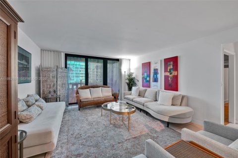 Condo in Key Biscayne, Florida, 1 bedroom  № 2053018 - photo 6