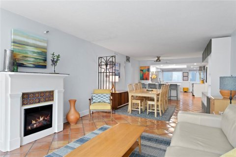 Condo in Tampa, Florida, 2 bedrooms  № 1578966 - photo 4