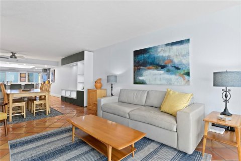Condo in Tampa, Florida, 2 bedrooms  № 1578966 - photo 21