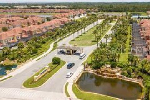 Villa ou maison à vendre à Kissimmee, Floride: 5 chambres, 280.1 m2 № 2149114 - photo 6