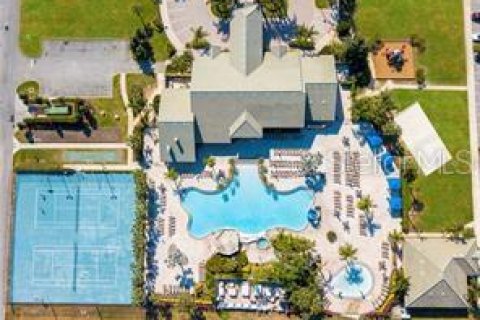 Villa ou maison à vendre à Kissimmee, Floride: 5 chambres, 280.1 m2 № 2149114 - photo 4
