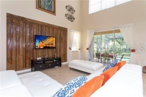 Villa ou maison à vendre à Kissimmee, Floride: 5 chambres, 280.1 m2 № 2149114 - photo 16