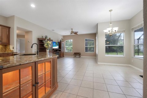 House in Palm Coast, Florida 4 bedrooms, 227.98 sq.m. № 1835593 - photo 11