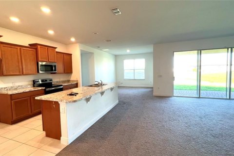 House in Kissimmee, Florida 4 bedrooms, 197.14 sq.m. № 881779 - photo 10