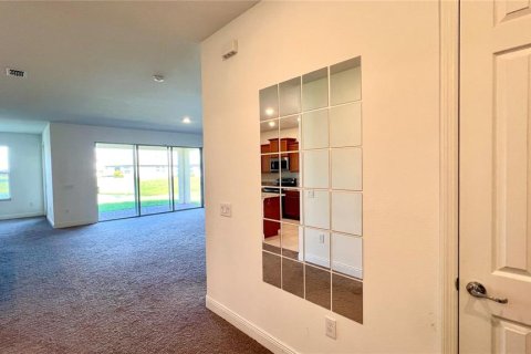 House in Kissimmee, Florida 4 bedrooms, 197.14 sq.m. № 881779 - photo 9