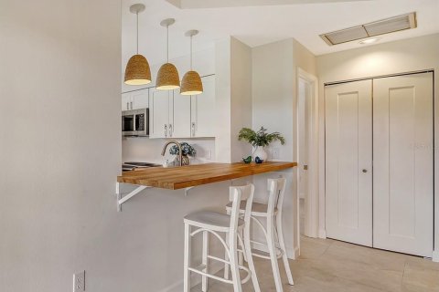 Casa en venta en Sarasota, Florida, 2 dormitorios, 128.95 m2 № 2121079 - foto 14