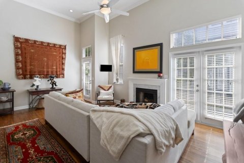 Townhouse in Tampa, Florida 2 bedrooms, 160.16 sq.m. № 2094670 - photo 12