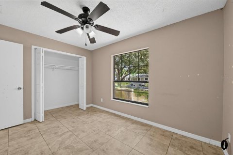 Villa ou maison à vendre à Casselberry, Floride: 4 chambres, 171.03 m2 № 2308748 - photo 15