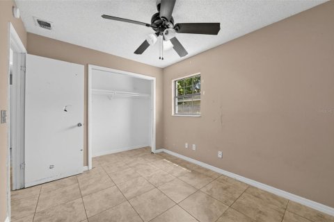 Villa ou maison à vendre à Casselberry, Floride: 4 chambres, 171.03 m2 № 2308748 - photo 16