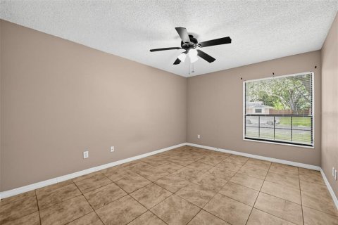 Villa ou maison à vendre à Casselberry, Floride: 4 chambres, 171.03 m2 № 2308748 - photo 21