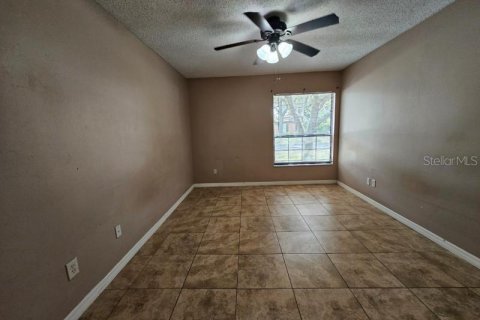 Villa ou maison à vendre à Casselberry, Floride: 4 chambres, 171.03 m2 № 2308748 - photo 6
