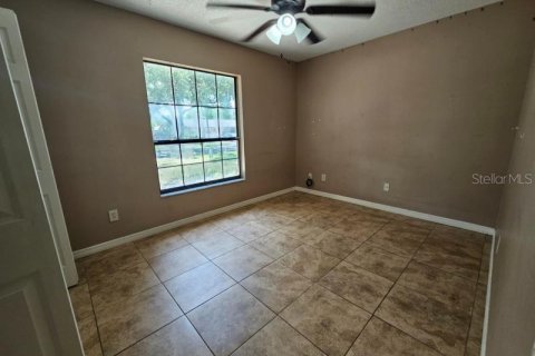 Villa ou maison à vendre à Casselberry, Floride: 4 chambres, 171.03 m2 № 2308748 - photo 4