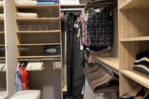 Copropriété à louer à Aventura, Floride: 2 chambres, 116.78 m2 № 1989698 - photo 22