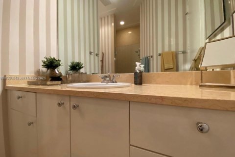 Copropriété à louer à Aventura, Floride: 2 chambres, 116.78 m2 № 1989698 - photo 29