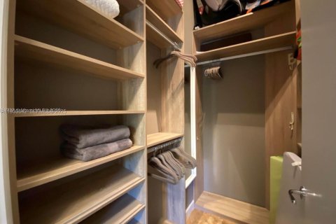 Copropriété à louer à Aventura, Floride: 2 chambres, 116.78 m2 № 1989698 - photo 23