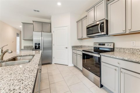 Casa en alquiler en New Smyrna Beach, Florida, 3 dormitorios, 159.98 m2 № 2142652 - foto 5