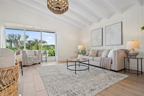 Villa ou maison à vendre à Saint Petersburg, Floride: 4 chambres, 254.46 m2 № 1865815 - photo 12
