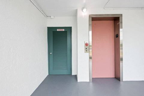 Купить кондоминиум в Тамарак, Флорида 3 комнаты, 69.31м2, № 2177440 - фото 15