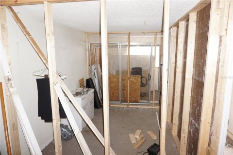 Propiedad comercial en venta en Reddick, Florida, 140.65 m2 № 1885615 - foto 26