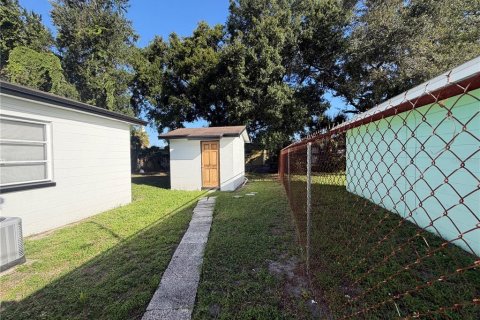 Villa ou maison à louer à Tampa, Floride: 3 chambres, 107.95 m2 № 2423635 - photo 15