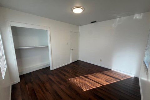 Villa ou maison à louer à Tampa, Floride: 3 chambres, 107.95 m2 № 2423635 - photo 8
