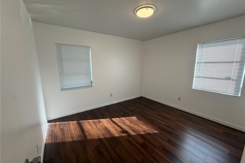 Villa ou maison à louer à Tampa, Floride: 3 chambres, 107.95 m2 № 2423635 - photo 7