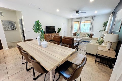 Villa ou maison à vendre à Kissimmee, Floride: 6 chambres, 291.9 m2 № 2130339 - photo 7