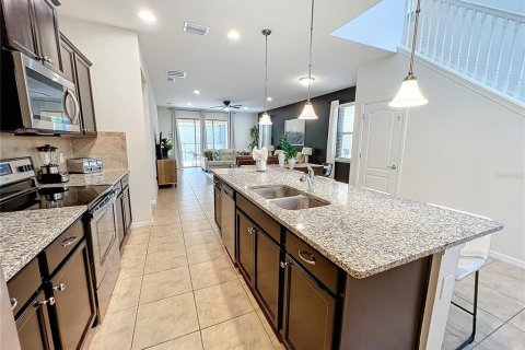 Villa ou maison à vendre à Kissimmee, Floride: 6 chambres, 291.9 m2 № 2130339 - photo 13