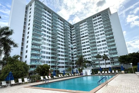 Condo à Fort Lauderdale, Floride, 2 chambres  № 2084942