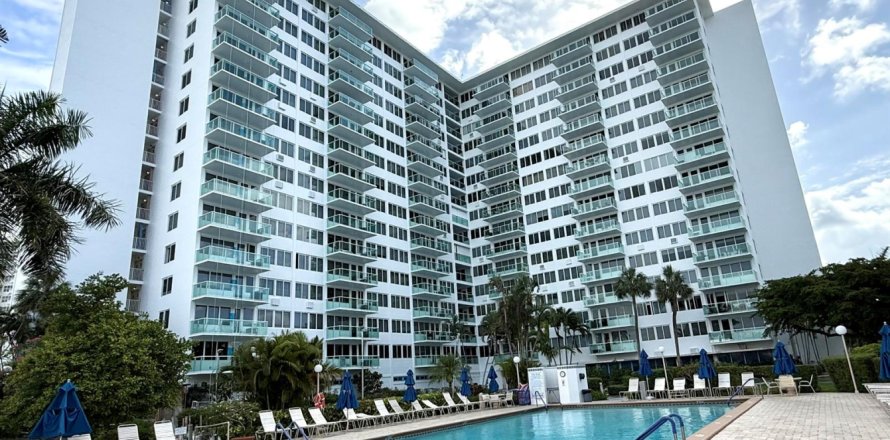 Condo à Fort Lauderdale, Floride, 2 chambres  № 2084942
