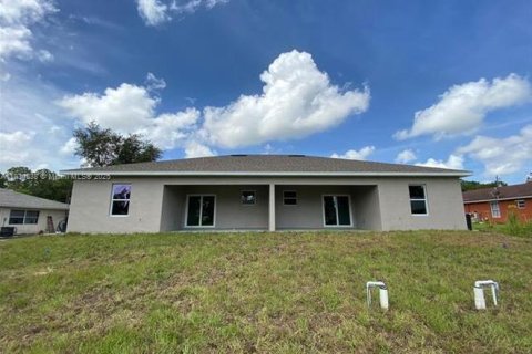 Propiedad comercial en venta en Lehigh Acres, Florida, 119.84 m2 № 1817146 - foto 4
