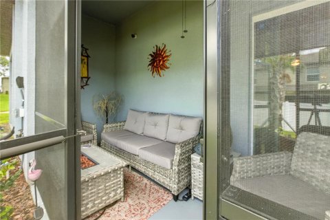 Townhouse in Zephyrhills, Florida 3 bedrooms, 151.8 sq.m. № 1913142 - photo 25
