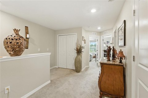 Townhouse in Zephyrhills, Florida 3 bedrooms, 151.8 sq.m. № 1913142 - photo 13