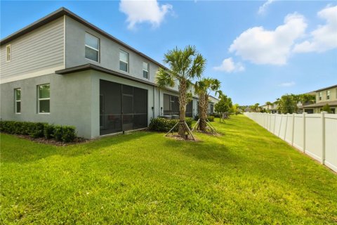Townhouse in Zephyrhills, Florida 3 bedrooms, 151.8 sq.m. № 1913142 - photo 26