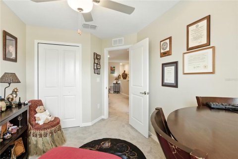 Townhouse in Zephyrhills, Florida 3 bedrooms, 151.8 sq.m. № 1913142 - photo 15