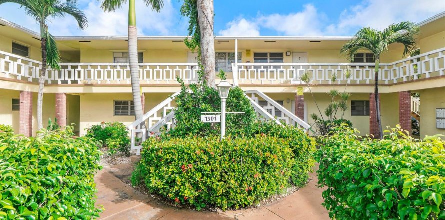 Condo in Hollywood, Florida, 2 bedrooms № 2250139