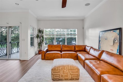 Townhouse in Tampa, Florida 3 bedrooms, 191.19 sq.m. № 1131064 - photo 4