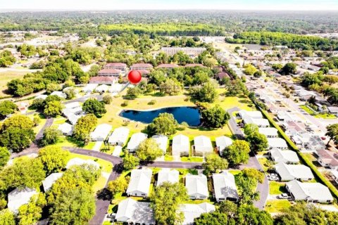 Condo in Port Richey, Florida, 2 bedrooms  № 1824003 - photo 7
